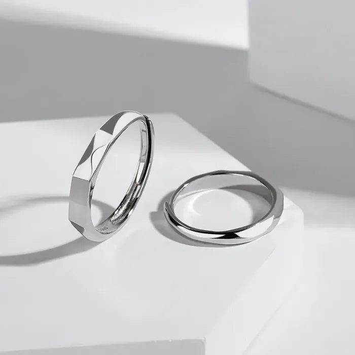 Light Sculpted “I Love You” Ring Set