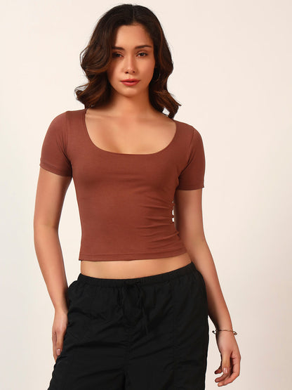 EssentialForm Fitted Scoop Neck Baby Tee